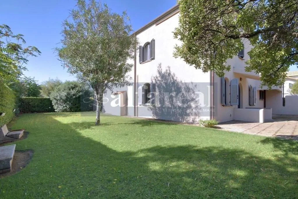 Villetta Ciro, 3 Camere, Giardino E Parcheggio, A Soli 50 M Dal Mare! By Alfareal Castiglione della Pescaia 0*,  Italy